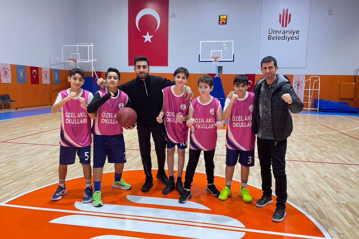 Okul Takımlarımızla Başarıya Yükseliyoruz